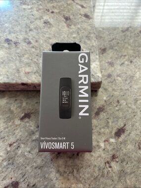 garmin Vivosmart 5 Black Fitness Tracker